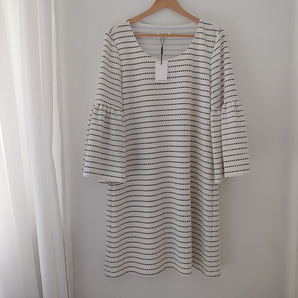 NWT Calvin Klein Bell Sleeve Dress size L